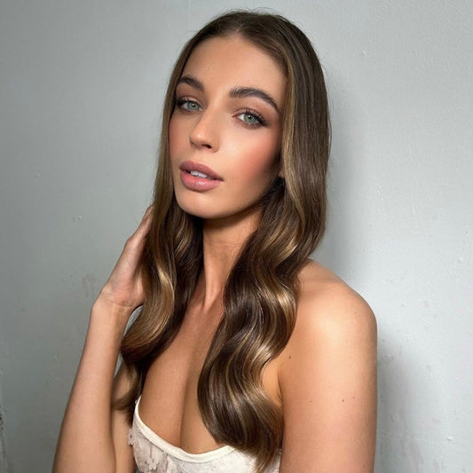 CINNAMON BROWN 4/30 SYNTHETIC CLIP-IN